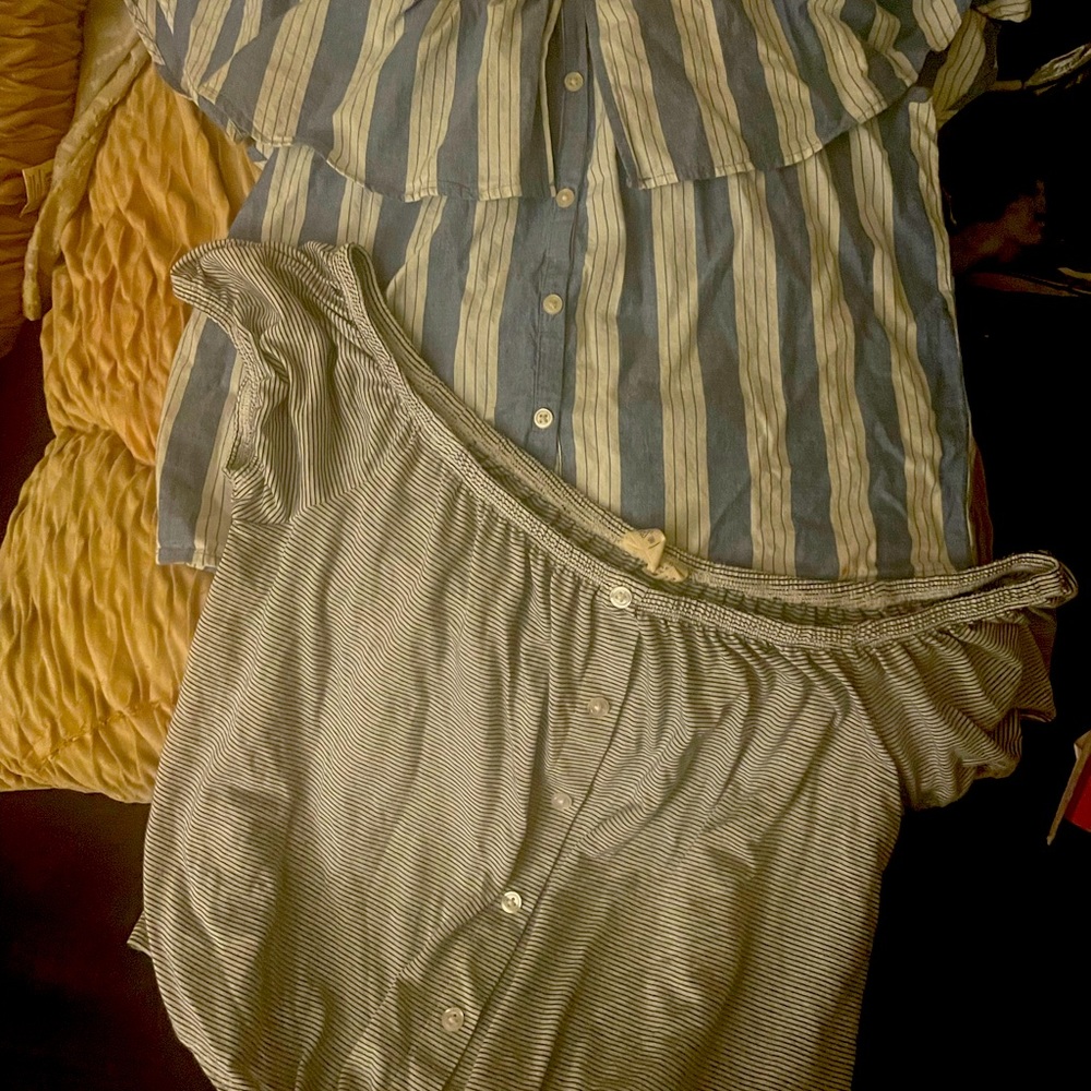 Women sz large CUTE tops